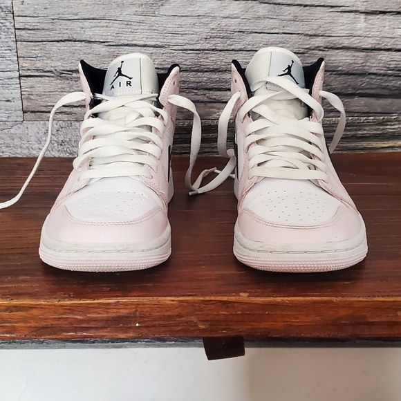 Air jordans 1 - Picture 2 of 5